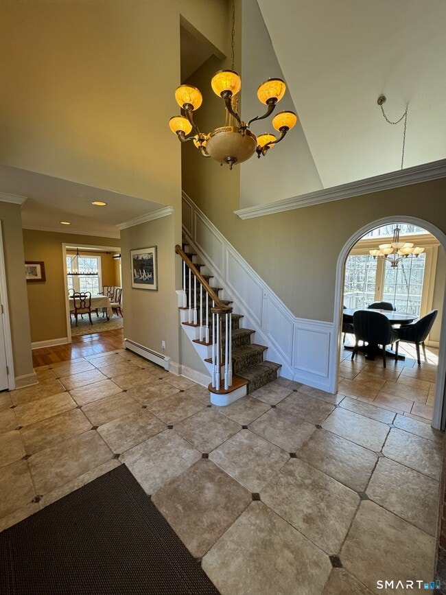 Building Photo - 11 Van Campen Ln