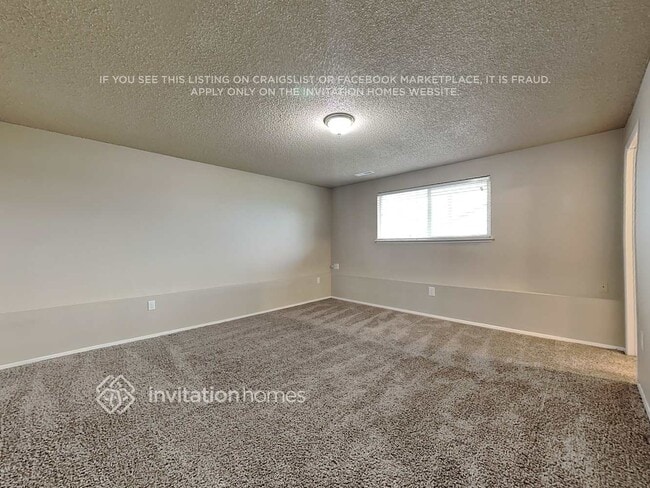 Building Photo - 2401 N Narrows Dr