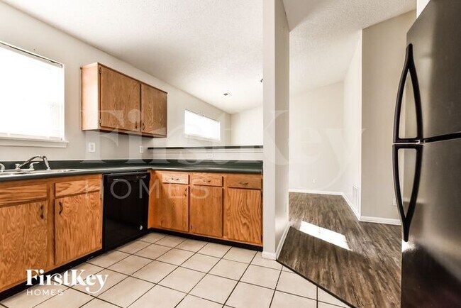 Building Photo - 5133 Sandy Forge Dr