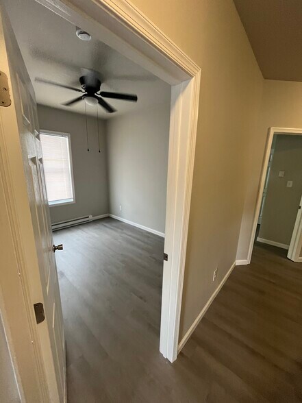 Bedroom 2 - 50 Middle St
