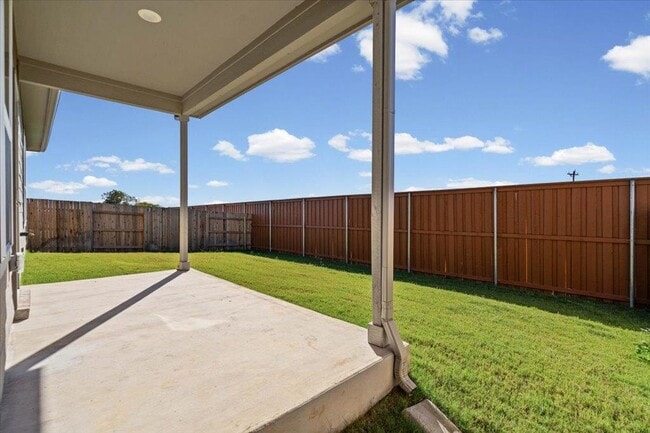 Building Photo - 408 Kapok St