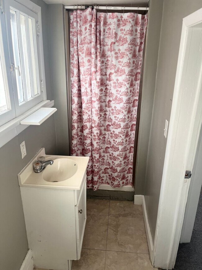 Building Photo - 2215 17th St