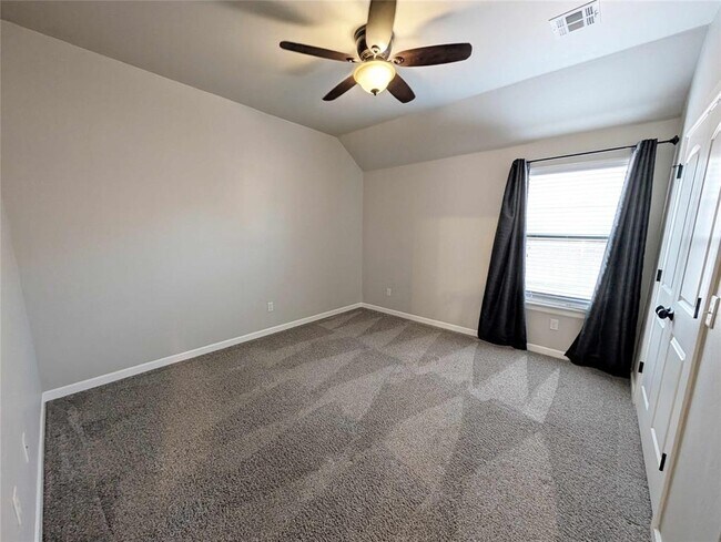 Building Photo - 17428 Locust Grove Ln