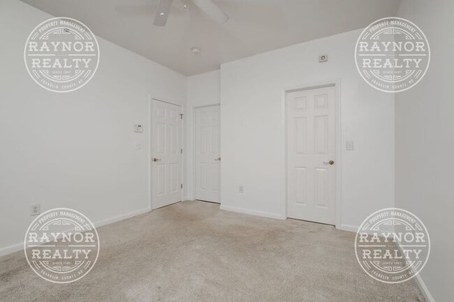 Building Photo - 508 S Person St