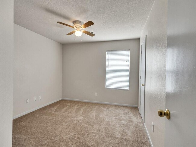 Building Photo - 14202 Old Dock Ln