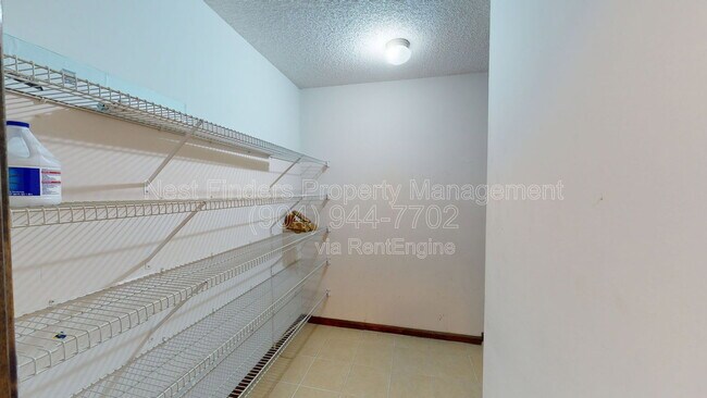 Building Photo - 1607 Beverly Bay Ct