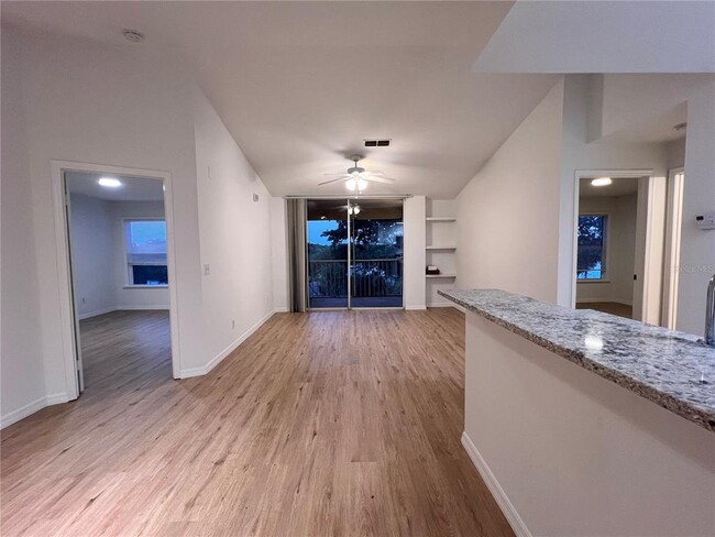 Building Photo - 7511 Seurat St