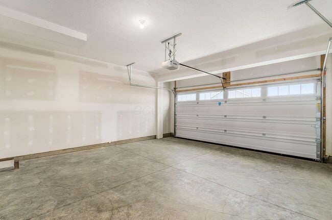 Building Photo - 5478 Dutch Ln