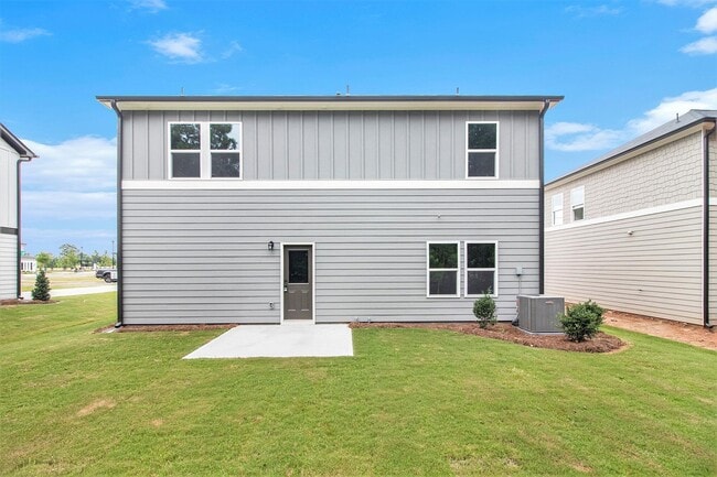 Building Photo - 2022 Boxwood Cir