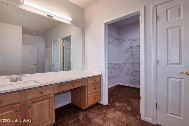 Building Photo - 5028 Ardossan Square