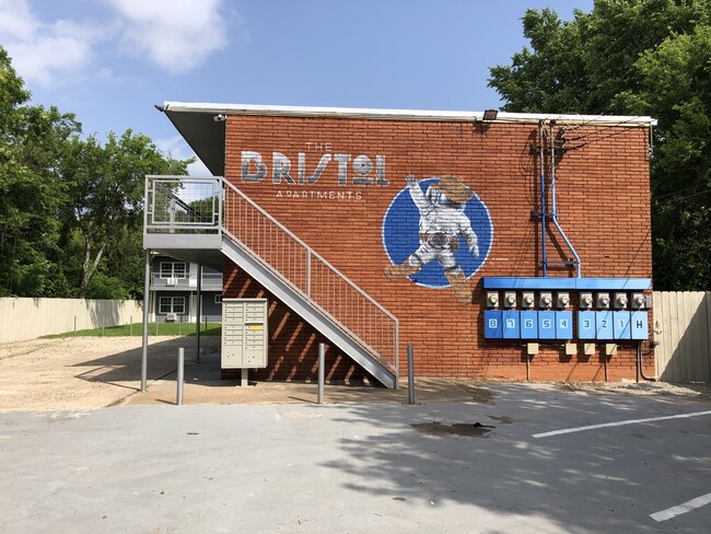 Building Photo - 7813 Detroit St