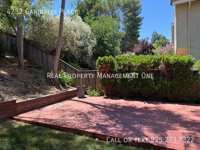Building Photo - 4237 Garibaldi Pl