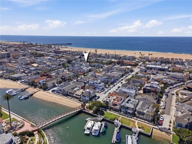 Building Photo - 305 Montero Ave