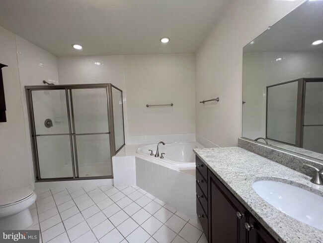 Building Photo - 2360 NJ-33