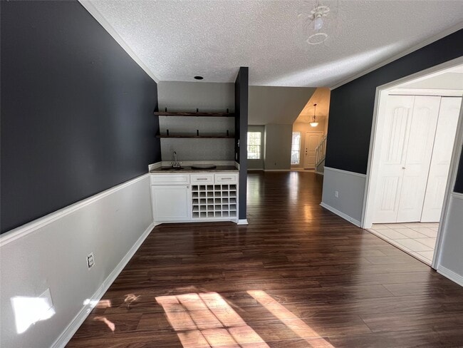 Building Photo - 38 Meadow Cove Dr