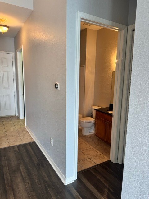 Building Photo - 700 S Harbour Island Blvd