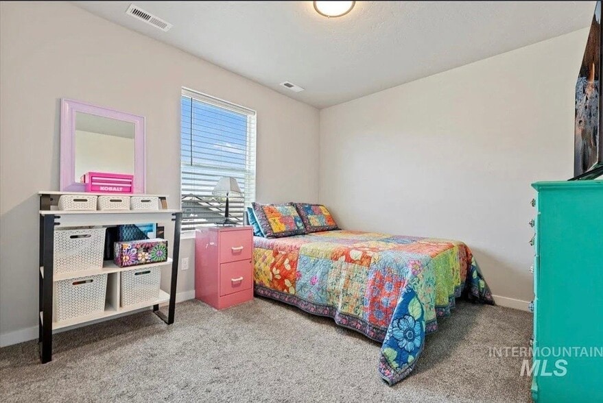 Building Photo - 5668 W Stadium Ln