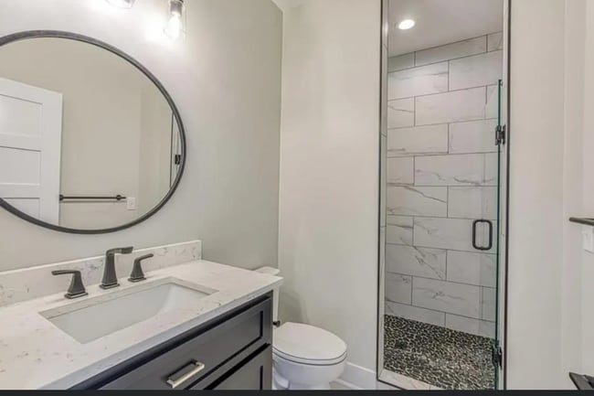 Building Photo - 3 bed 3 bath on the water! New build! Avai...