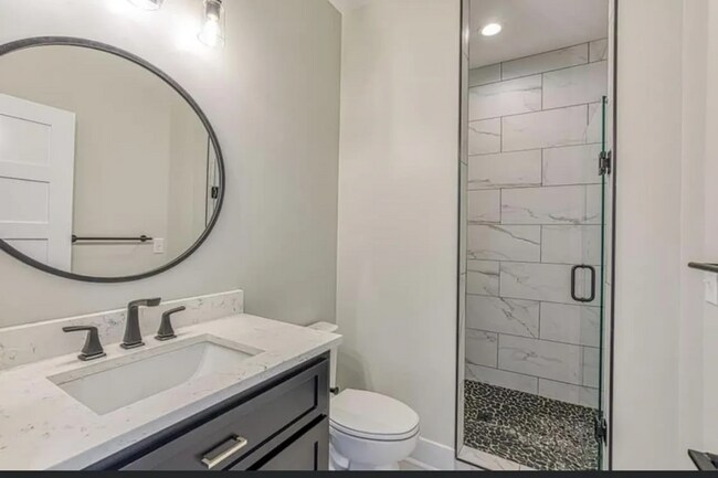 Building Photo - 3 bed 3 bath on the water! New build! Available for July 1 move in