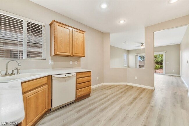 Building Photo - 2522 Evening Twilight Ave