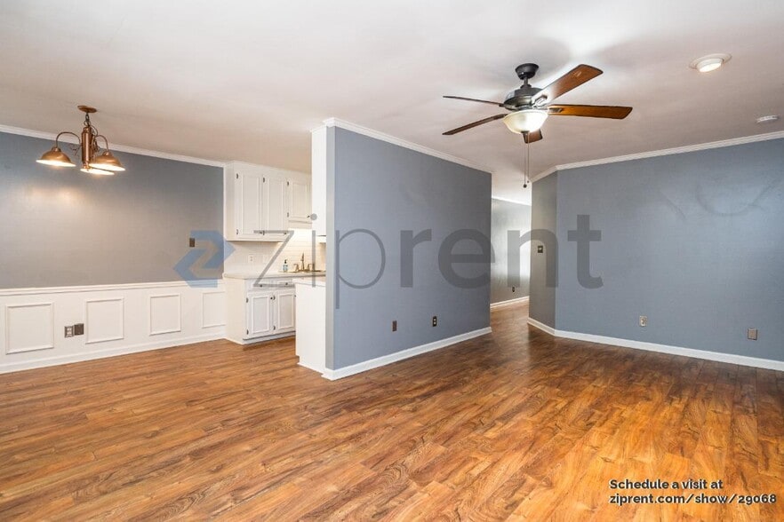 Building Photo - 3633 Meadow Creek Ln