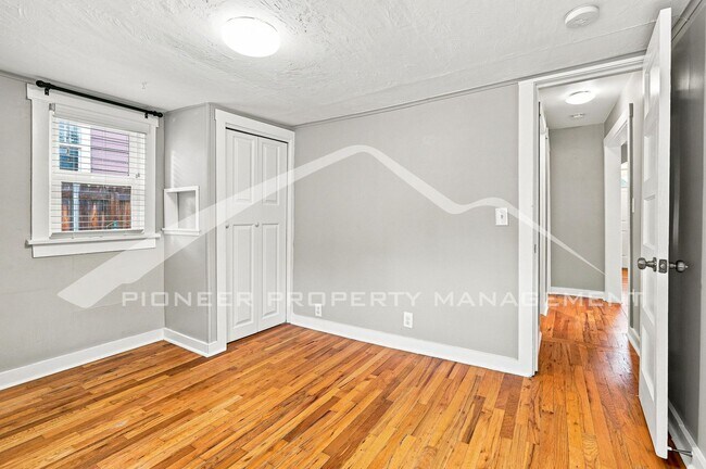 Building Photo - 3166 W Walsh Pl