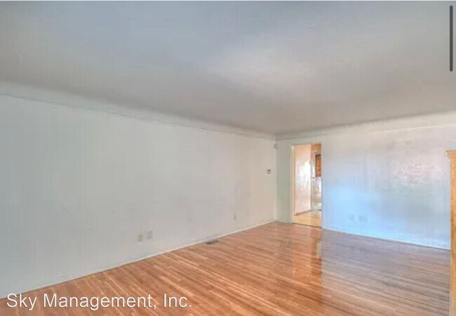 Building Photo - 3 br, 2 bath House - 1400 Buena Vista Dr SE