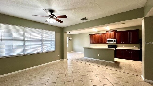 Building Photo - 338 Sand Ridge Dr
