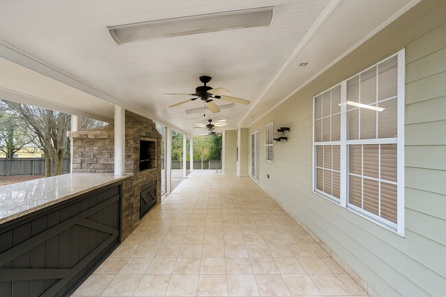 Building Photo - Rare Sugar Hill Rental with Huge Fenced Yard and Outdoor Living Space