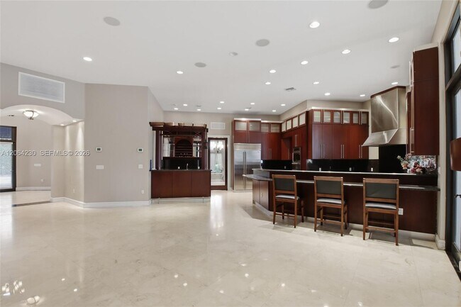 Building Photo - 6200 SW 97th Ave