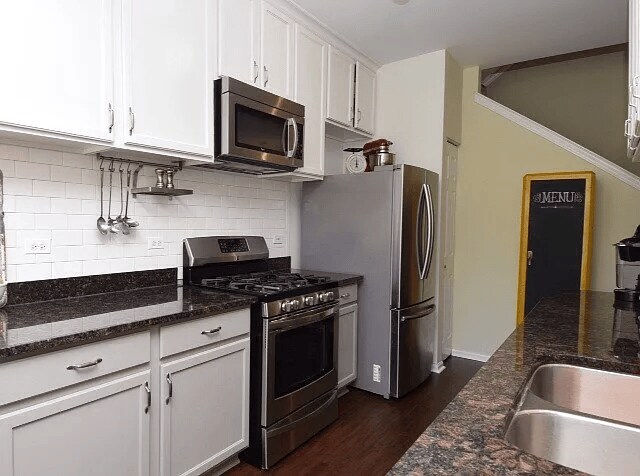 Building Photo - 2236 Reflections Dr