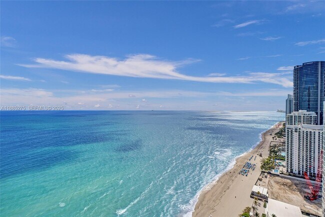 Building Photo - 18975 Collins Ave