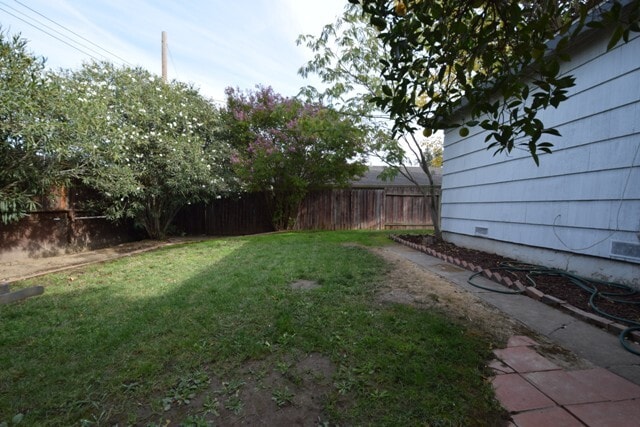 Building Photo - 5233 Columbine Way
