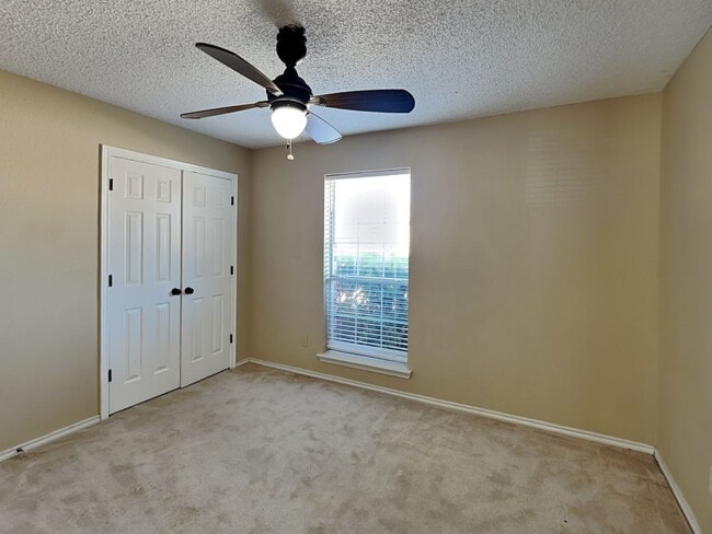 Building Photo - MOVE-IN READY NOW! Corner Lot in White Settlement ISD!