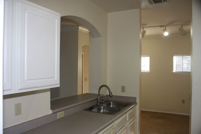 Building Photo - 213Vill201