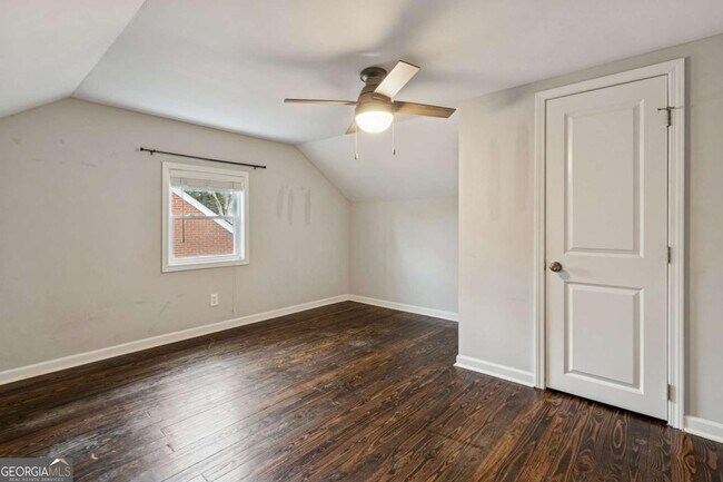 Building Photo - 1865 Stanton St