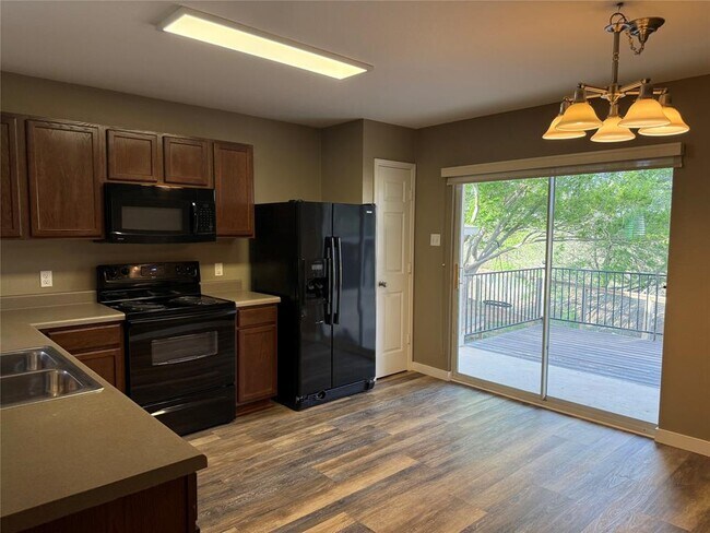 Building Photo - 11524 Ashbrook Dr