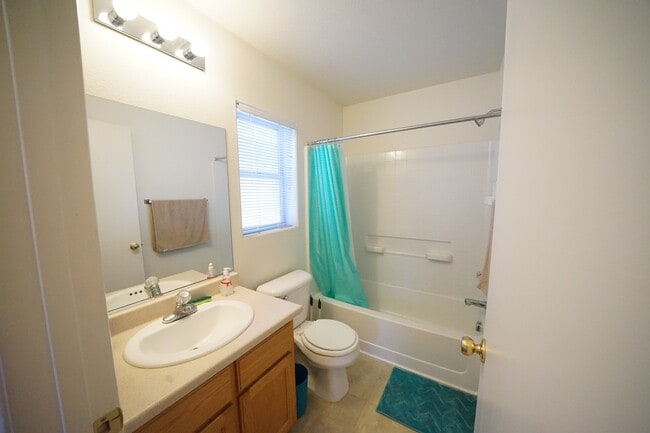 Building Photo - NO SHOWINGS until 5/1/2026