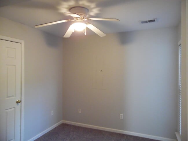 Building Photo - 415 Marquis Ave