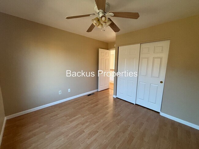 Building Photo - Wonderful two-story home in Las Palmas