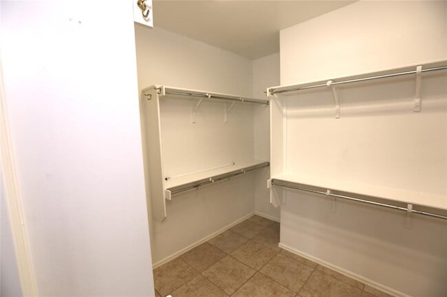 Building Photo - 127 Palmetto Dr