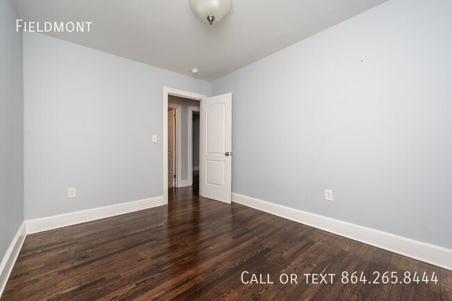 Building Photo - Charming 3-Bedroom Rental in Nicholtown Ne...