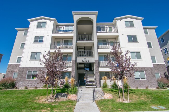 Primary Photo - Built in 2022- 2-Bed, 2-Bath Apartments in...