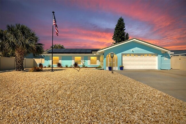 Building Photo - 1015 Spindle Palm Way