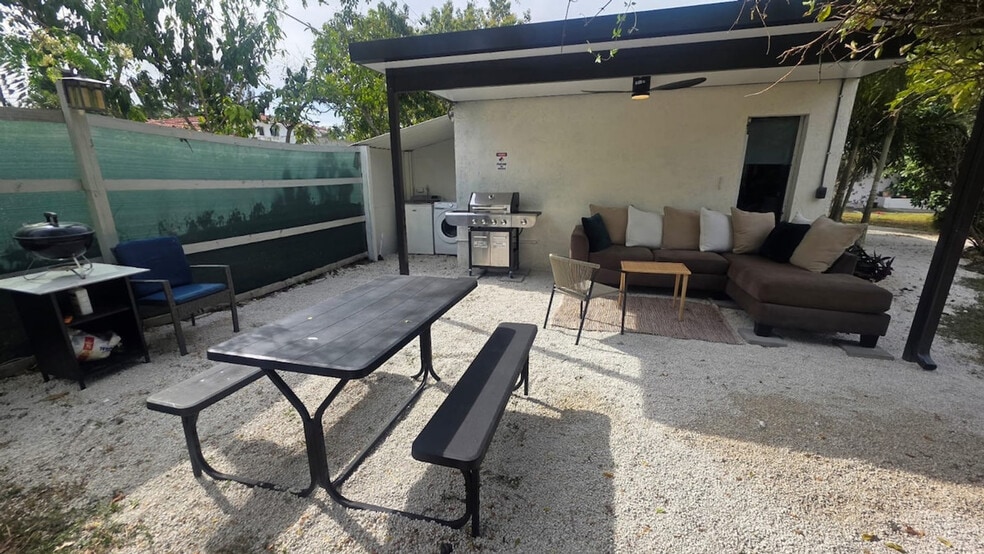 Building Photo - 15400 SW 237th St