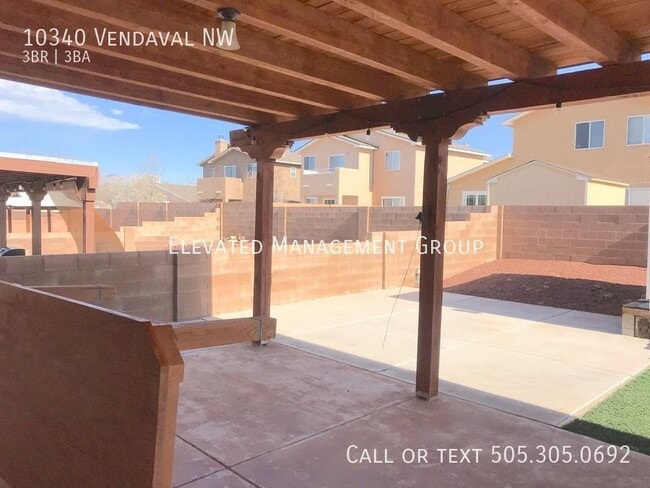 Building Photo - 10340 Vendaval Ave NW