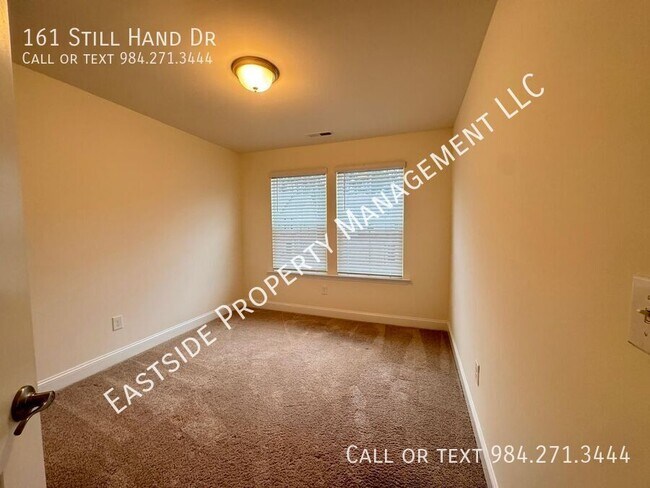 Building Photo - 161 Still Hand Dr