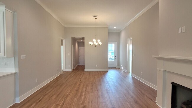 Building Photo - Brand New home in Woodstock Park!