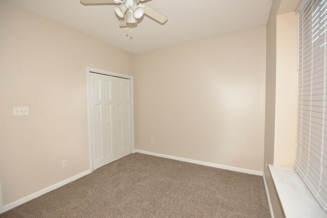 Building Photo - First Floor Condo off Shore Drive