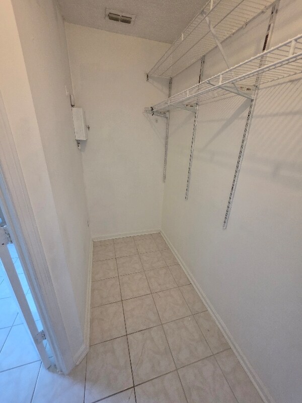 Building Photo - 8528 Echoridge Ct